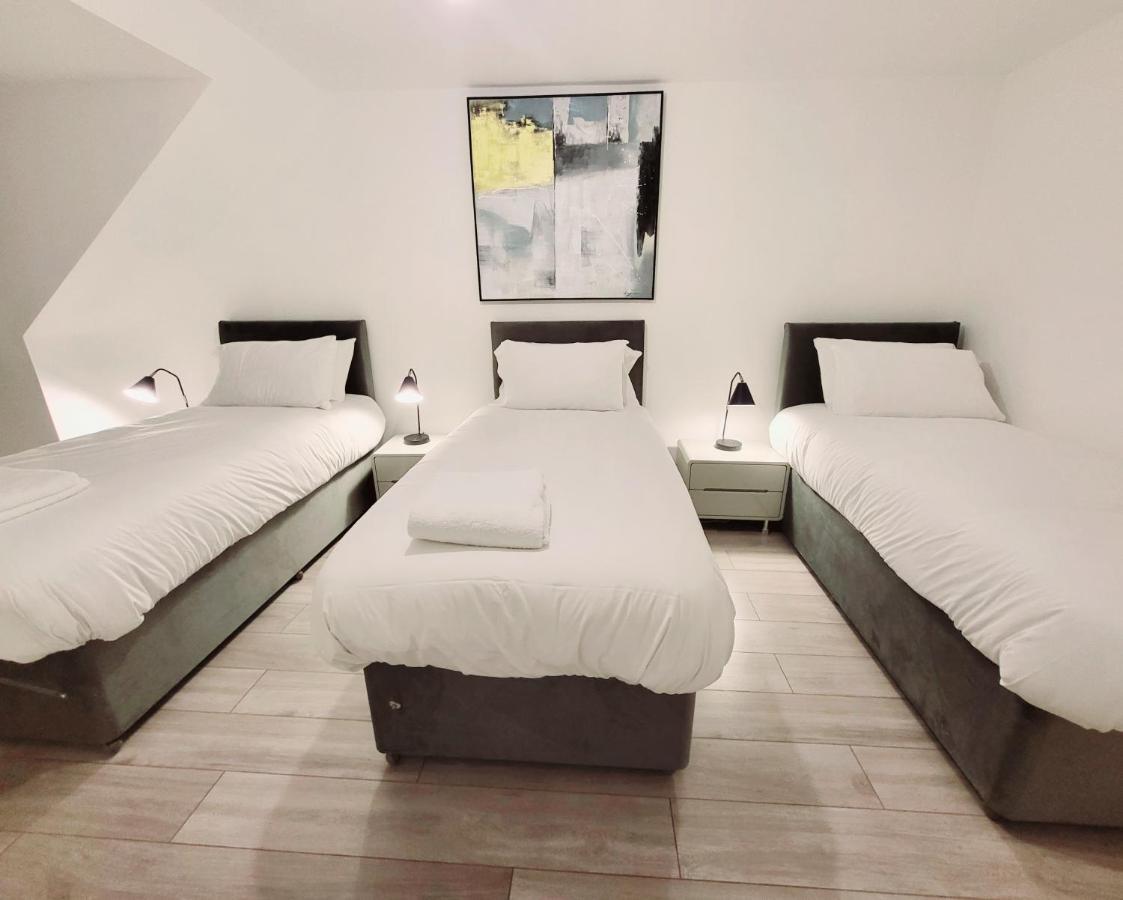 Garland Modern 2 Bedroom Apartment With Parking London Plumstead  Exterior photo